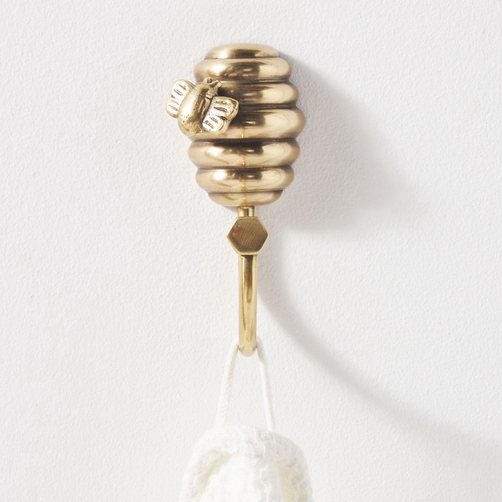Anthro Beehive Hook with Bee 🐝